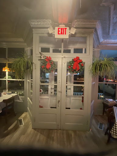 Nisbet Inn